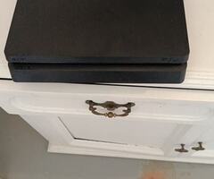 Play station 4 plus 500 g