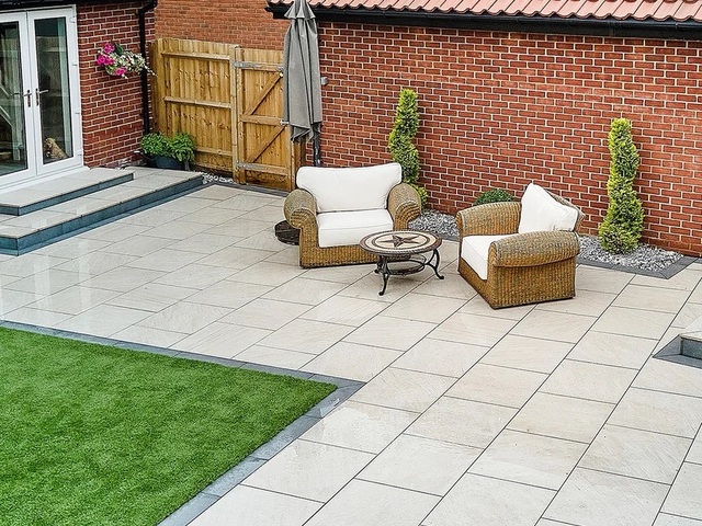 SPECIALIST  VAŠE  KUPAONICE