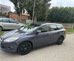 ford focus caravan