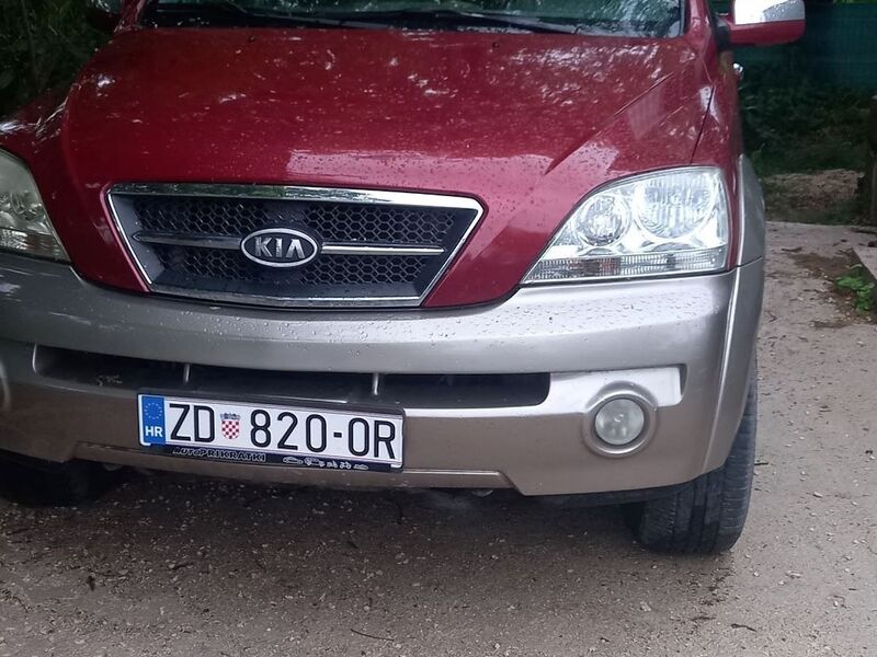 KIA Sorento, reg do 05/2026, automatic, benzin i plin, hitno prodajem