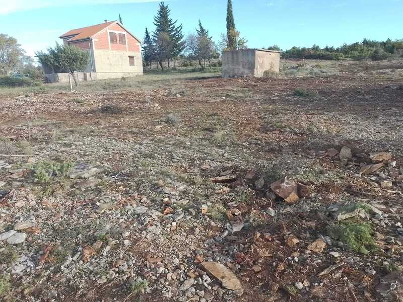 Gornje Biljane, obiteljska kuća katnica na parceli od 1470 m2 (prodaja