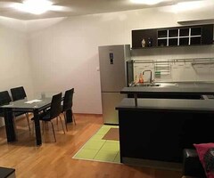 Stan Zadar 50m2 - 800 eu  (Višnjik-Maslina)