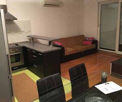 Stan Zadar 50m2 - 800 eu  (Višnjik-Maslina)