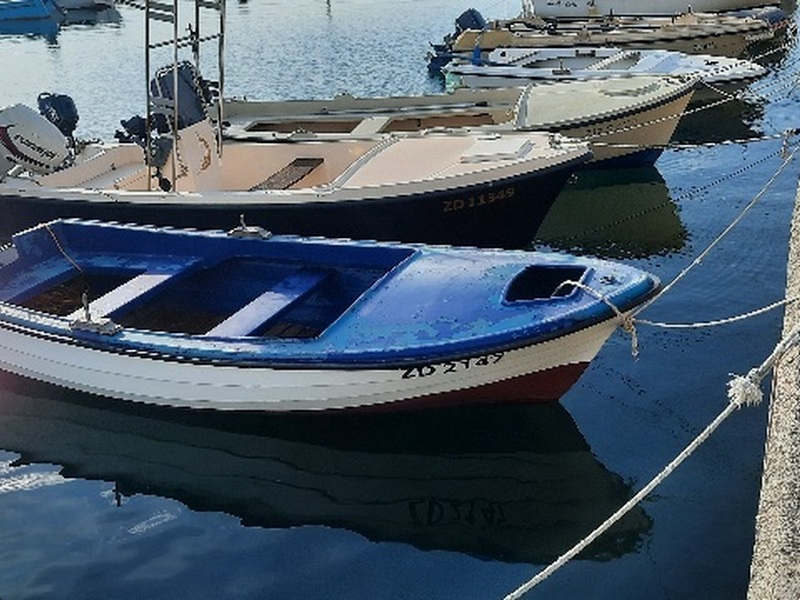 Pasara 4,14m na poklon s mogućnosti korištenja veza u lučici u Ljupču